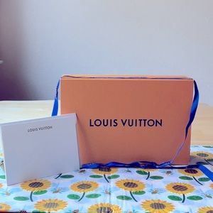 💙 LOUIS VUITTON BOX 💙  NWOT 💙